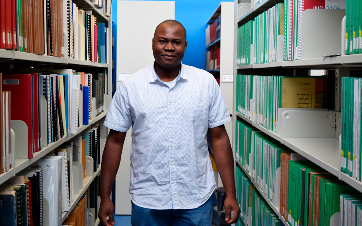 Foutse Khomh, professeur à Polytechnique, récompensé par un prix d’excellence en recherche